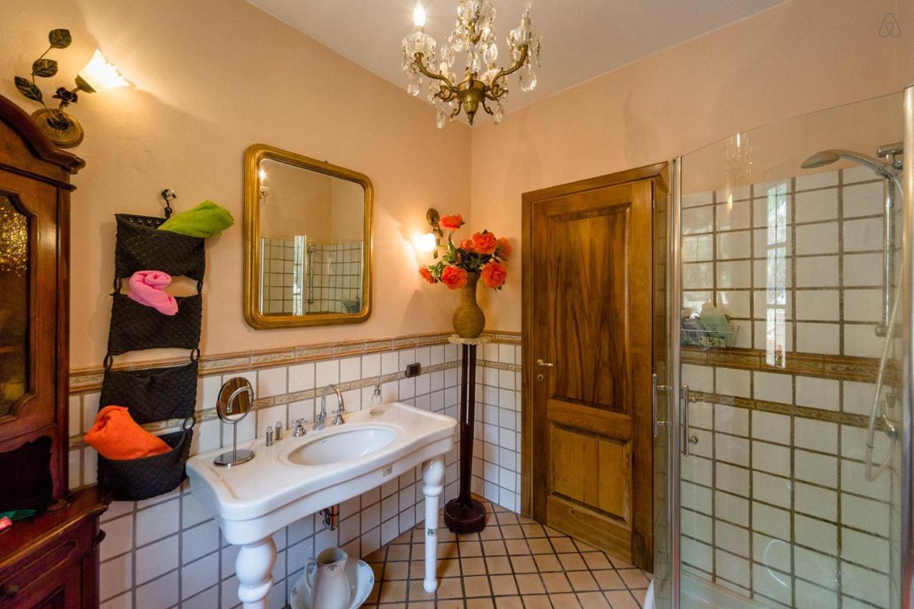 Room In Villa - Room In The Hills With Garden And Sea View San Salvatore  Exterior photo